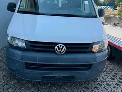 Weiß Gebraucht 2010 VW T5 Van | 3.250 € (Guter Preis)