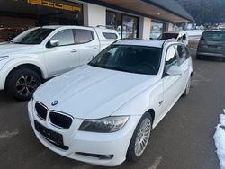 Weiß Gebraucht 2009 BMW 320 Kombi | 4.590 € (Fairer Preis)