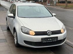 Silber Gebraucht 2012 VW Golf VI Comfortline Limousine | 9.590 € (Fairer Preis)