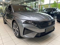 Grau Neu 2025 Skoda Octavia RS Kombi | 48.790 € (Teuer)