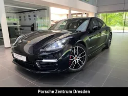 Tiefschwarzmetallic Gebraucht 2022 Porsche Panamera GTS Limousine | 103.800 € (Guter Preis)