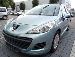 Blau Gebraucht 2009 Peugeot 207 Urban Move Limousine | 2.400 € (Fairer Preis)