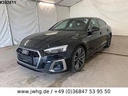 Mythosschwarz (metallic) Gebraucht 2022 Audi A5 Sportback S-Line Limousine | 30.750 € (Guter Preis)