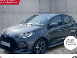 Grau Neu 2025 Toyota Yaris Hybrid Limousine | 23.490 € (Guter Preis)