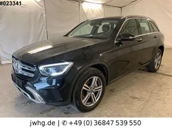 Obsidianschwarz Gebraucht 2021 Mercedes GLC300e SUV | 36.750 € (Guter Preis)