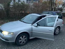 Silber Gebraucht 2002 Opel Vectra Limousine | 1.350 € (Guter Preis)
