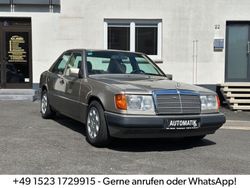 Gold Gebraucht 1992 Mercedes 200 Limousine | 6.250 €