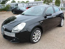 Schwarz Gebraucht 2010 Alfa Romeo Giulietta Premium Kleinwagen | 4.795 € (Fairer Preis)