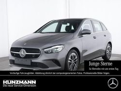 Mountaingrau metallic Gebraucht 2024 Mercedes B220 Progressive Van / Kleinbus | 34.349 € (Superpreis)