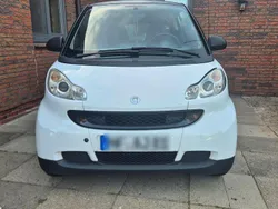 Weiß Gebraucht 2010 Smart ForTwo Coupé Coupé | 3.500 € (Fairer Preis)