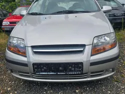 Grau Gebraucht 2002 Chevrolet Kalos Kleinwagen | 700 € (Superpreis)