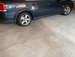 Blau Gebraucht 2002 Opel Vectra Elegance Limousine | 3.000 € (Teuer)