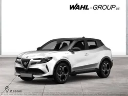 Weiß Neu 2025 Alfa Romeo Junior Edizione Speciale SUV | 33.890 € (Etwas zu teuer)