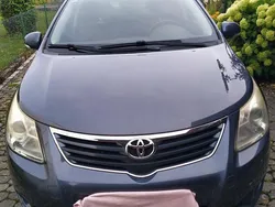 Blau Gebraucht 2011 Toyota Avensis Sol Kombi | 4.999 € (Guter Preis)
