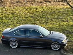Grau Gebraucht 2005 BMW 320 Coupé | 4.990 €