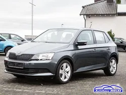Quarz grau metallic (metallic) Gebraucht 2017 Skoda Fabia Cool Edition Limousine | 10.990 € (Fairer Preis)