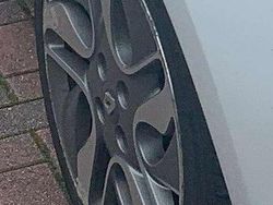 Weiß Gebraucht 2016 Renault Zoe Intens Kleinwagen | 5.900 €