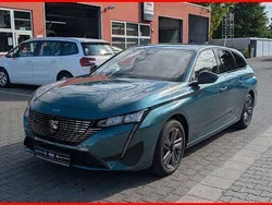 Blau Gebraucht 2024 Peugeot 308 Allure Kombi | 23.250 € (Superpreis)