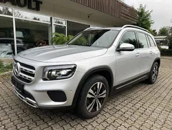 Silber Gebraucht 2021 Mercedes GLB200 SUV | 26.950 € (Fairer Preis)