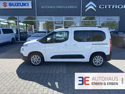 Weiß Gebraucht 2022 Citroën e-Berlingo Feel Van / Kleinbus | 21.990 € (Teuer)