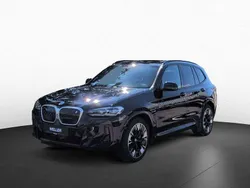 Carbonschwarz (schwarz) Gebraucht 2022 BMW iX3 M Sport SUV | 40.450 € (Superpreis)
