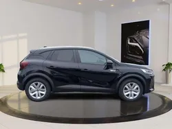Onyxschwarz (gne) Gebraucht 2025 Mitsubishi ASX Plus SUV | 28.300 €