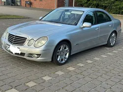 Silber Gebraucht 2007 Mercedes E320 Avantgarde Limousine | 5.900 € (Fairer Preis)