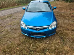 Blau Gebraucht 2005 Opel Tigra Cosmo Cabrio | 1.950 € (Fairer Preis)