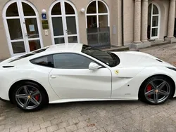 Bianco avus Gebraucht 2013 Ferrari F12 Coupé | 235.900 € (Fairer Preis)