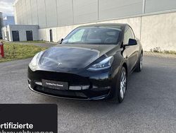 Schwarz Gebraucht 2023 Tesla Model Y SUV | 44.600 € (Teuer)