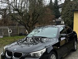 Schwarz Gebraucht 2004 BMW 520 Limousine | 3.600 € (Etwas zu teuer)