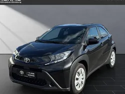 Schwarz Gebraucht 2024 Toyota Aygo Business Edition Kleinwagen | 15.490 € (Guter Preis)