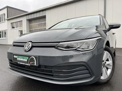 Grau Gebraucht 2023 VW Golf VIII Life Kombi | 24.139 € (Fairer Preis)