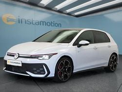 Weiß Gebraucht 2024 VW Golf VIII Kleinwagen | 38.849 € (Fairer Preis)