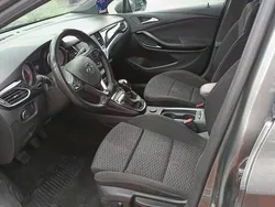Grau Gebraucht 2018 Opel Astra Kombi | 6.000 €