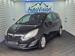 Schwarz Gebraucht 2011 Opel Meriva Design Edition Van / Kleinbus | 4.950 € (Fairer Preis)
