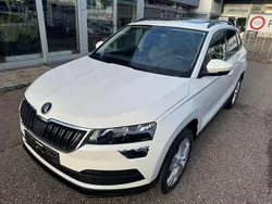 Candy weiß Gebraucht 2019 Skoda Karoq Style SUV | 23.400 € (Fairer Preis)