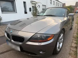 Grau Gebraucht 2004 BMW Z4 Cabrio | 5.800 € (Fairer Preis)