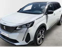 Perlmutt weiß (metallic) Gebraucht 2023 Peugeot 5008 GTi Van / Kleinbus | 31.390 € (Fairer Preis)