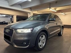 Grau Gebraucht 2013 Audi Q3 Ambiente SUV | 14.500 € (Guter Preis)