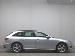 Florettsilber (metallic) Gebraucht 2022 Audi A4 Ambiente Kombi | 22.980 € (Superpreis)
