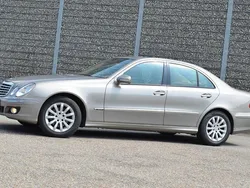 Silber Gebraucht 2008 Mercedes E350 Limousine | 7.980 € (Superpreis)
