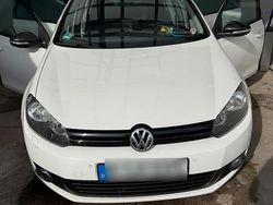 Weiß Gebraucht 2012 VW Golf VII Limousine | 4.800 €