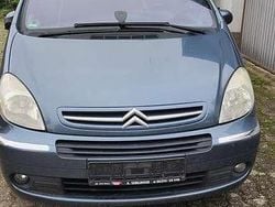 Grau Gebraucht 2007 Citroën Xsara Picasso Comfort Van / Kleinbus | 900 € (Guter Preis)