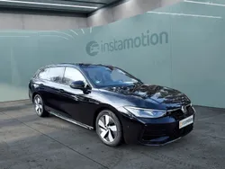 Schwarz Gebraucht 2024 VW Passat R-line Kombi | 40.100 € (Teuer)