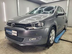 Grau Gebraucht 2010 VW Polo Highline Limousine | 9.850 € (Teuer)
