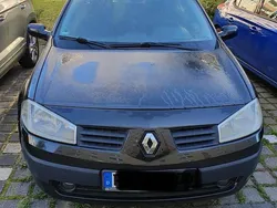 Blau Gebraucht 2005 Renault Mégane GrandTour Kombi | 899 € (Guter Preis)