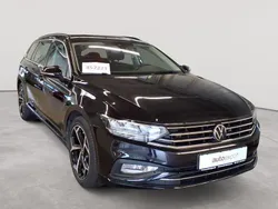 Deep black perleffekt Gebraucht 2022 VW Passat Business Kombi | 22.390 € (Guter Preis)