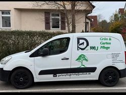 Weiß Gebraucht 2010 Citroën Berlingo Van / Kleinbus | 5.490 € (Teuer)