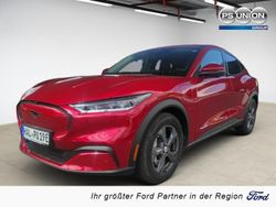 Rot / lucid rot (metallic) Gebraucht 2023 Ford Mustang Mach-E SUV | 37.000 € (Superpreis)